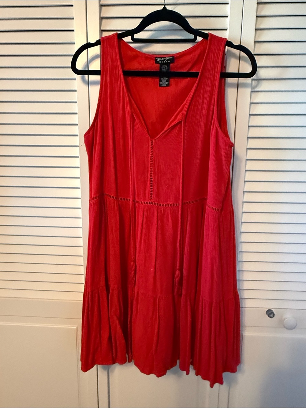 Wrangler Red Sleeveless V-Neck Tiered Mini Dress